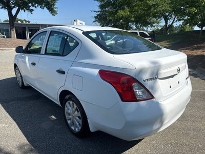2014 Nissan Versa — detail view