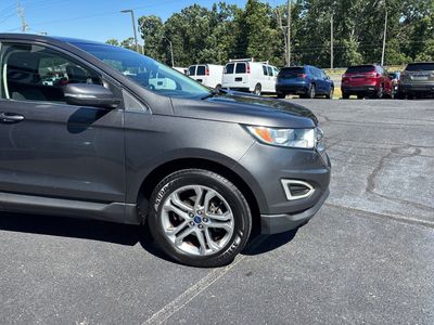 2017 Ford Edge — detail view
