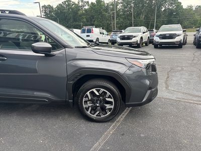 2025 Subaru Forester — detail view