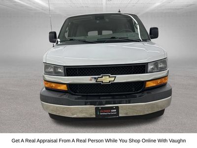 2019 Chevrolet Express Passenger 3500 — detail view