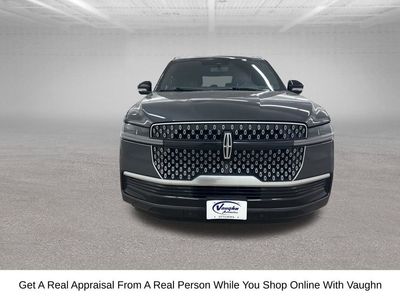 2025 Lincoln Navigator — detail view