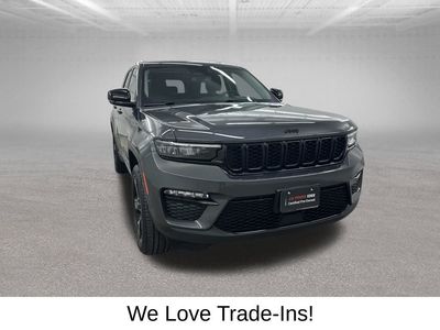 2023 Jeep Grand Cherokee — rear three-quarter view