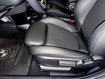 2023 MINI Hardtop 4 Door — photo 10 view