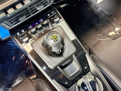 2026 Porsche 911 - Photo 18