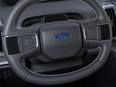 2026 Ford Expedition — photo 12 view