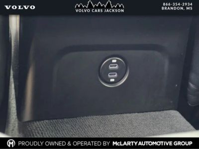 2021 Porsche Macan - Photo 19