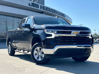 2025 Chevrolet Silverado 1500 in Black — front three-quarter view