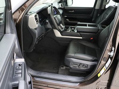 2023 Toyota Tundra 4WD - Photo 14