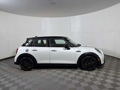 2023 MINI Hardtop 4 Door — photo 7 view