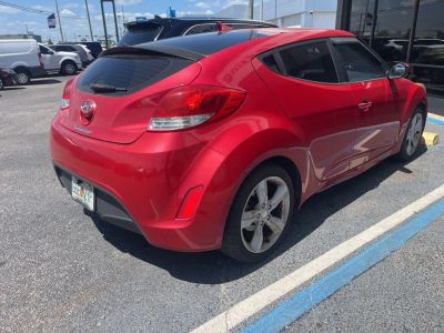 2013 Hyundai Veloster - Photo 3