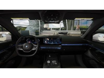 2027 BMW 5 Series - Photo 10