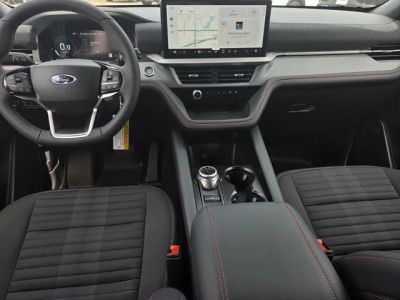 2026 Ford Explorer — photo 27 view