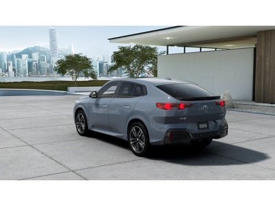 2026 BMW X2 xDrive28i - Photo 2