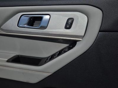 2026 Ford Explorer — photo 15 view