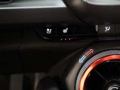 2023 Chevrolet Camaro RWD - Photo 23