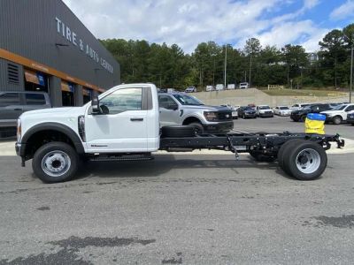 2025 Ford F-600SD - Photo 4