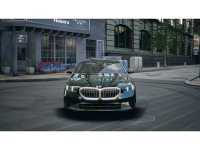 2026 BMW 5 Series - Photo 3