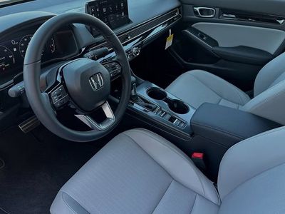 2026 Honda Civic Sedan Hybrid - Photo 13