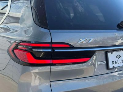 2024 BMW X7 — photo 9 view