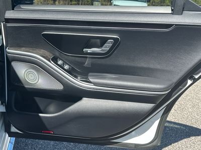 2023 Mercedes-Benz S-Class - Photo 32