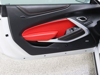 2023 Chevrolet Camaro RWD - Photo 12