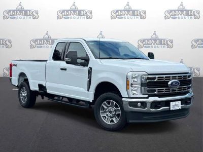 2025 Ford F-350SD - Photo 1