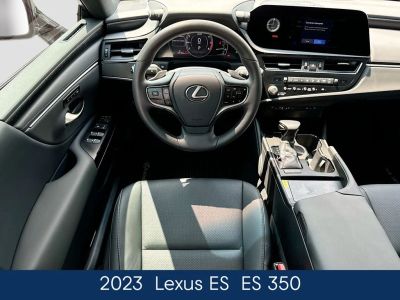 2023 Lexus ES - Photo 16