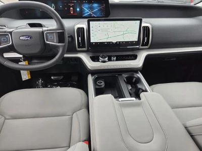 2026 Ford Expedition — photo 28 view