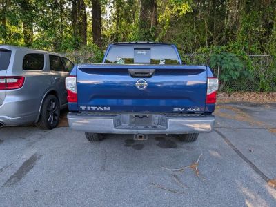 2017 Nissan Titan - Photo 3