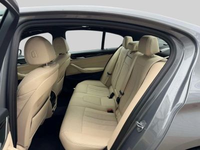 2023 BMW 5 Series — photo 9 view