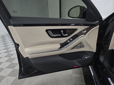 2022 Mercedes-Benz S-Class - Photo 18