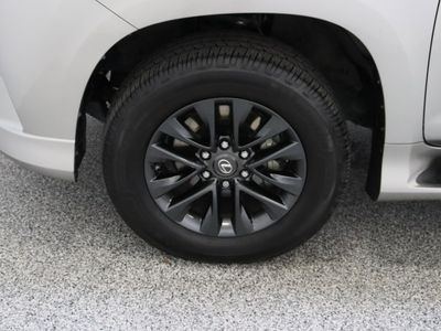 2023 Lexus GX 4WD - Photo 11
