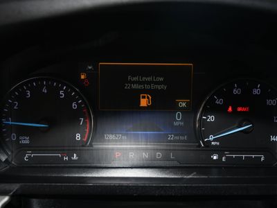 2022 Ford Explorer — photo 12 view