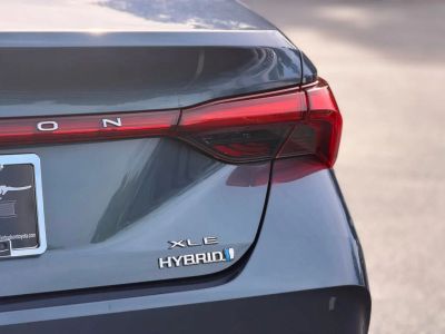 2021 Toyota Avalon Hybrid - Photo 12