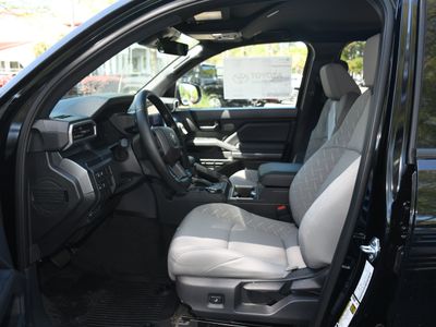 2026 Toyota Tacoma - Photo 3