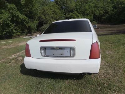 2005 Cadillac DeVille - Photo 16