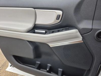 2026 Ford Expedition — photo 14 view