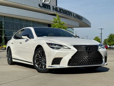2023 Lexus LS - Photo 2
