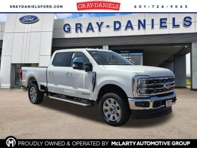 2026 Ford Super Duty F-250 Lariat — front three-quarter view