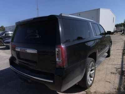 2020 GMC Yukon XL - Photo 9