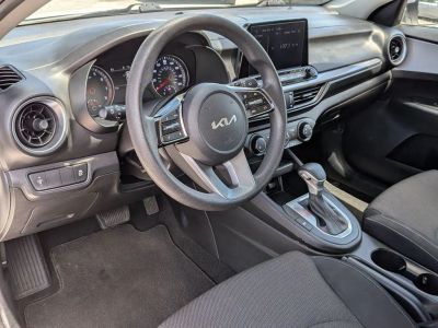 2023 Kia Forte - Photo 26