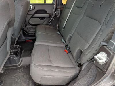 2021 Jeep Wrangler - Photo 20
