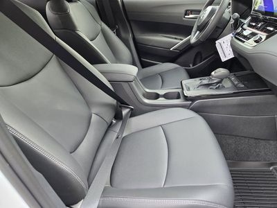 2026 Toyota Corolla Cross - Photo 9