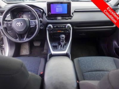 2024 Toyota RAV4 - Photo 4
