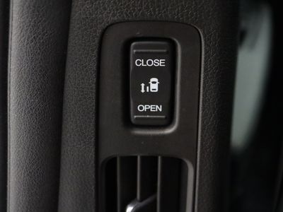 2025 Honda Odyssey FWD - Photo 32