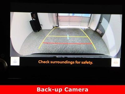 2025 Toyota RAV4 AWD - Photo 19