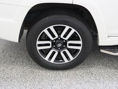 2017 Toyota 4Runner 4WD - Photo 6