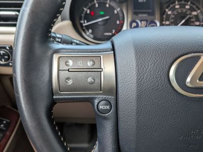 2019 Lexus GX - Photo 18