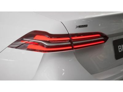 2027 BMW 5 Series - Photo 8