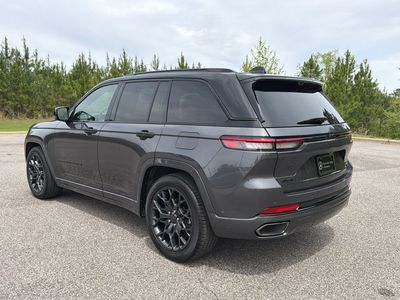 2025 Jeep Grand Cherokee - Photo 13